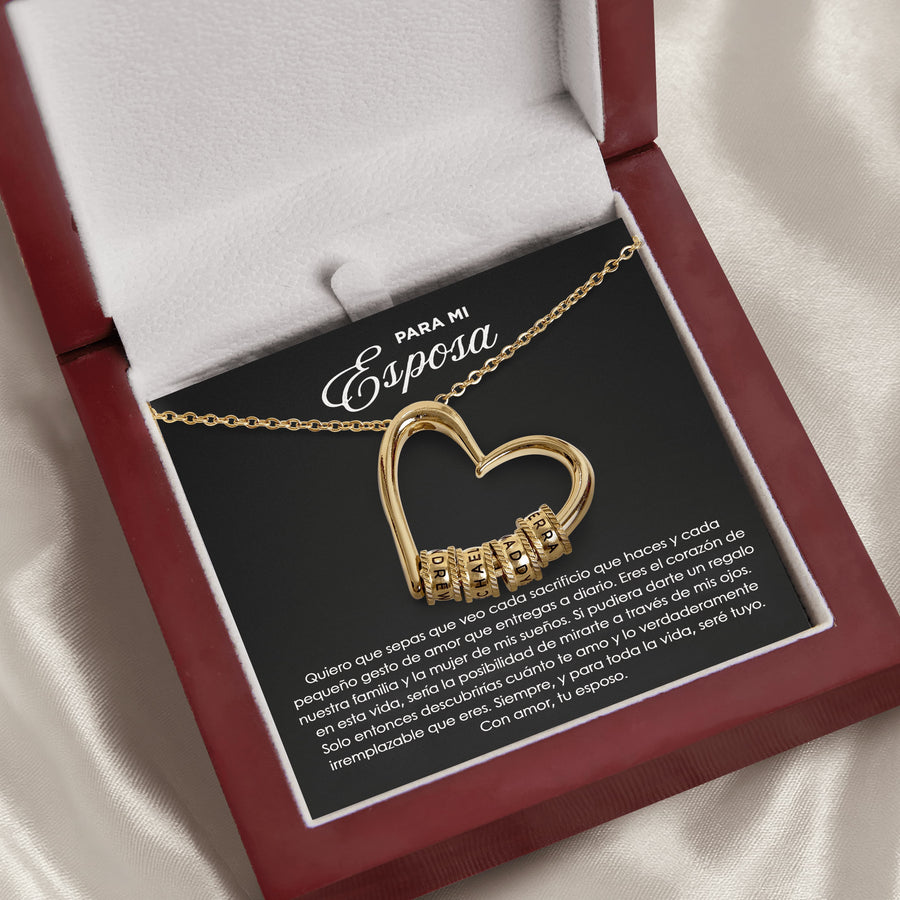 Detalle del collar El Corazón de la Familia
