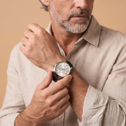 Para mi marido: reloj con correa de cuero personalizada