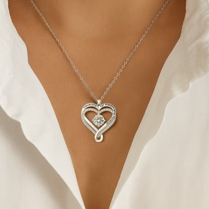 Collar Corazón Grabado para Esposa con Caja LED
